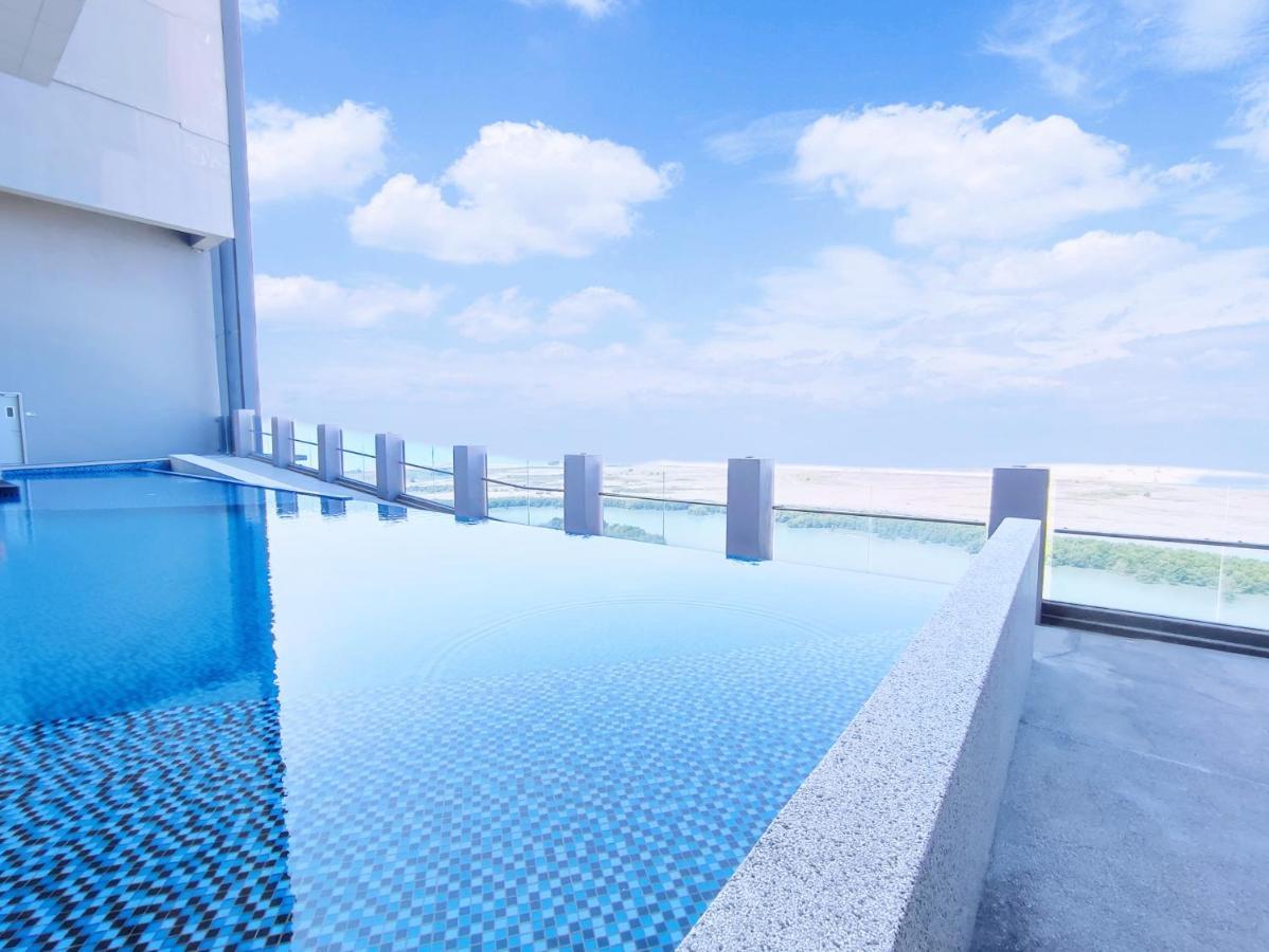 Melaka Town - Imperio Residence Studio With Bathtub Bagian luar foto